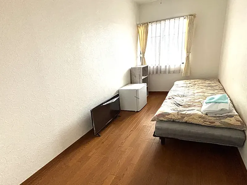 完全個室の社員寮